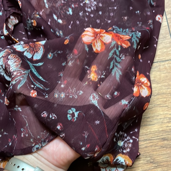 Reitmans XL floral tank - Picture 4 of 4